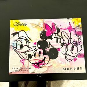 MICKEY & FRIENDS TRUTH BE BOLD ARTISTRY + Mini Artistry Palette Bundle